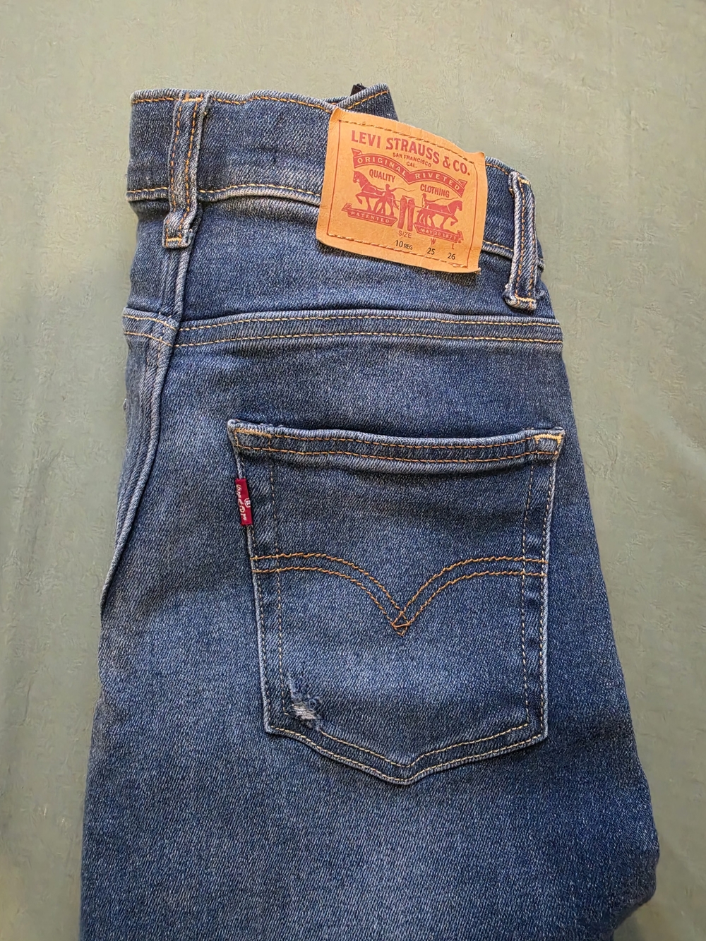 Levi's Men's Straight Fit Indigo Blue Jeans